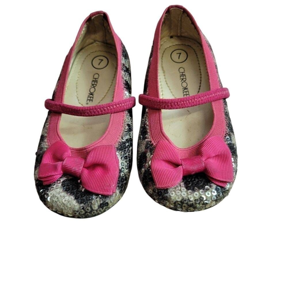 Cherokee leopard sequin shoes 7